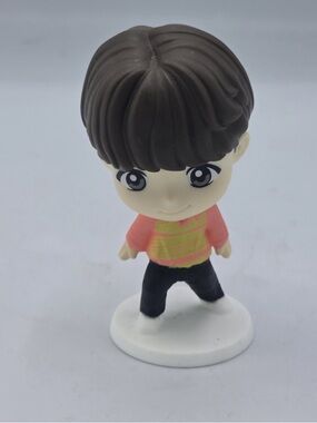 2025 McDonald's Tiny Tan Suga Figure BTS Throwback Edition Happy Meal Toy New